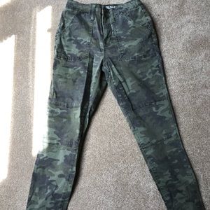 Camo jeans